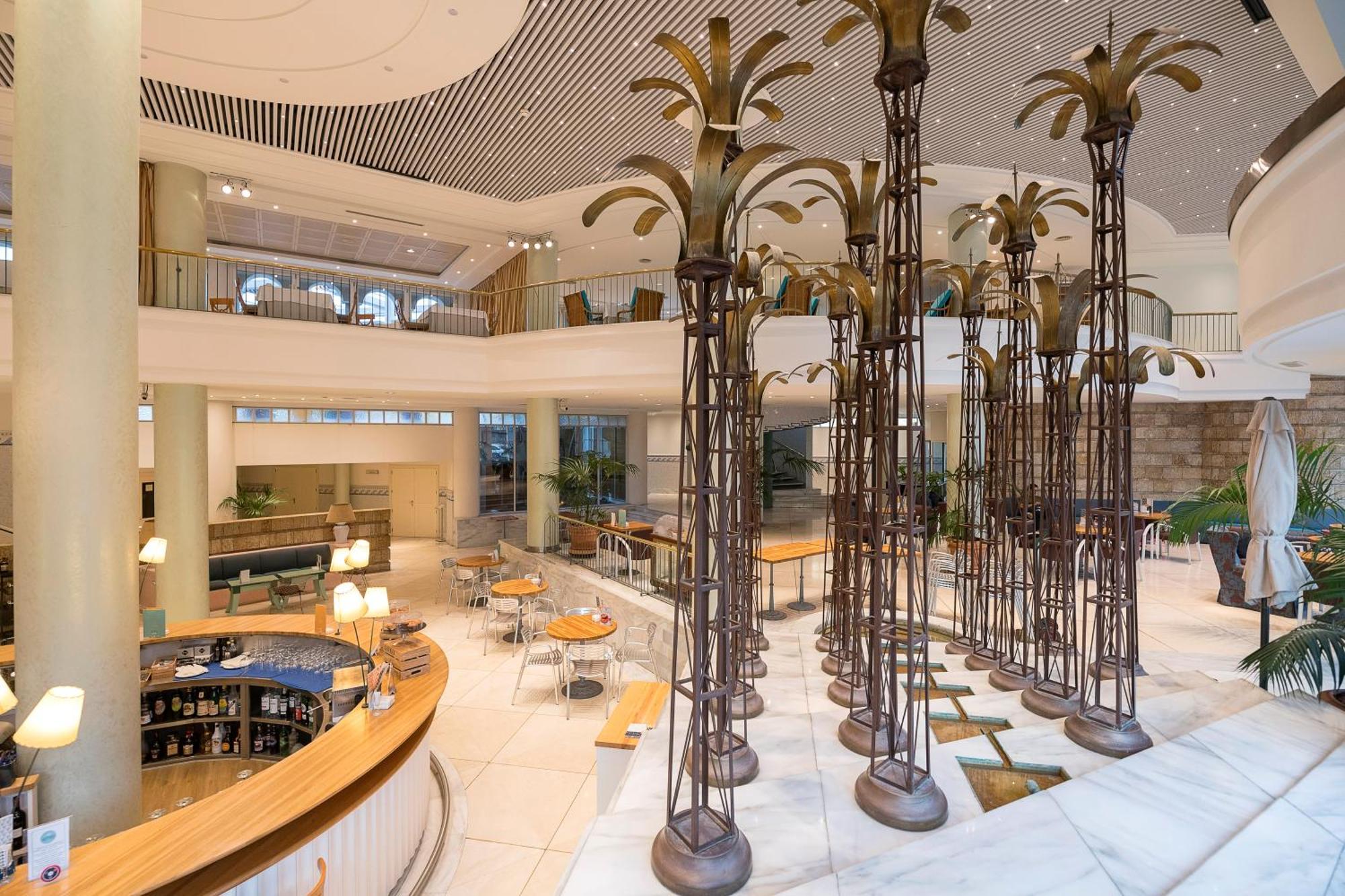 Hotel Playa Victoria Кадис Экстерьер фото