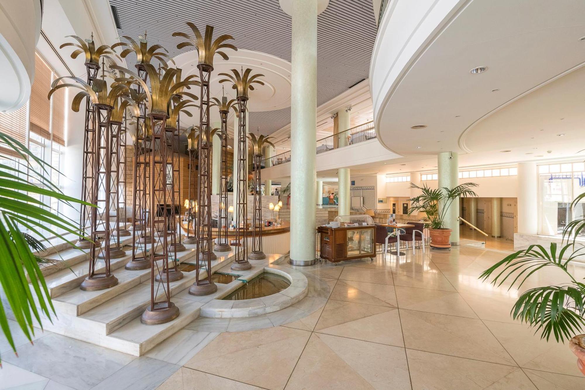 Hotel Playa Victoria Кадис Экстерьер фото
