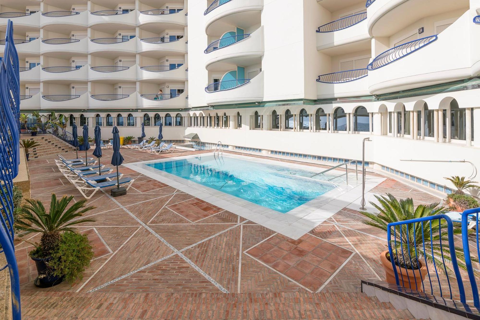 Hotel Playa Victoria Кадис Экстерьер фото